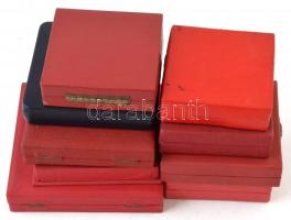 9db-os emlékérem és plakett tétel, mind eredeti tokban, közte néhány Csehszlovák darab T:1-,2