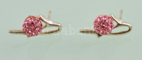 Ezüst(Ag) fülbevalópár, rózsaszín shamballa gyönggyel, jelzett, sróf nélkül, bruttó: 2 g