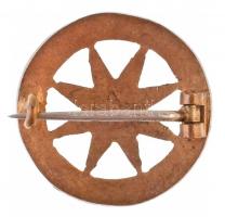 ~1920-1940. "Szegénygondozó Egyesület - Viseld Gondját" zománcozott fém jelvény (19mm) T:1...