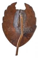 ~1930. "Aradot vissza" zománcozott fém kitűző (15x20mm) T:2 tű egy része letört