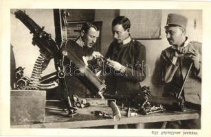 Egy gépfegyver javítása / WWI Austro-Hungarian K.u.K. military, soldiers repairing a machine gun