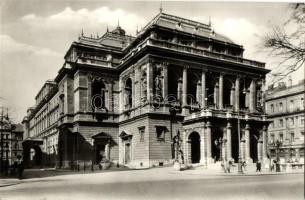 70 db MODERN fekete-fehér magyar városképes lap az 50-es és 60-as évekből / 70 modern black and whit...