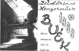 18 db modern fotó és képeslap a szocializmus idejéből; gyár belsők munkásokkal, családi fotók / 18 m...