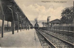Nagymaros-Visegrád pályaudvar, vasútállomás érkező gőzmozdonnyal. Virág István kiadása
