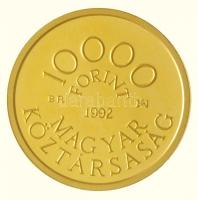 1992. 10.000Ft Au "Károly Róbert" dísztokban tanúsítvánnyal (6,98g/0.986) T:PP / Hungary 1...