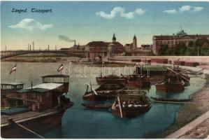 Szeged, Tisza part, híd, bárkák. Kiadja Grünwald Hermann