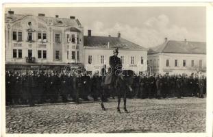 1938 Léva, Levice; bevonulás, Kálvin udvar, Vörösmarty, Bernát és Valasek üzletei, gyógyszertár, vendéglő / entry of the Hungarian troops, shops, pharmacy, restaurant. So. Stpl