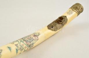 Távol-keleti ópium pipa, csont, fém rátétekkel, díszítéssel