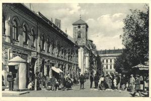 Beregszász, Berehove; piac, Slavia szálloda, Neuman József, Klein Vilmos és Engel Jenő üzlete / market, hotel, shops