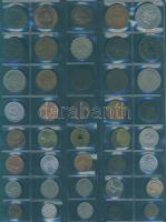 Jó világgyűjtemény, 230 db régi és új sok tengerentúllal, vadonatúj berakólapokon!