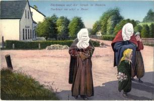 59 db főleg MODERN magyar és külföldi városképes lap / 59 mostly modern Hungarian and European town-...