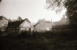 cca 1982 Kecskeméti városképek: Móricz Zs. u., Nagykőrösi u., Villám u., 37 db szabadon felhasználha...