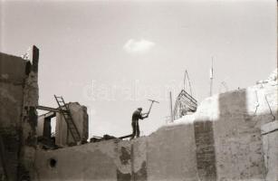 cca 1982 Kecskeméti városképek: Móricz Zs. u., Nagykőrösi u., Villám u., 37 db szabadon felhasználha...