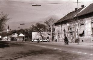 1980 Kecskemét, Batthyány utca és Kisfaludy utca, 50 db szabadon felhasználható vintage negatív, 24x36 mm