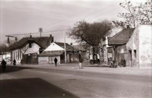 1980 Kecskemét, Batthyány utca és Kisfaludy utca, 50 db szabadon felhasználható vintage negatív, 24x...