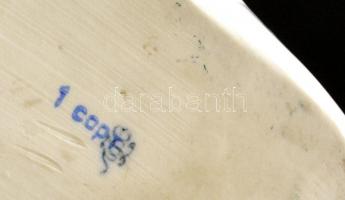 Lomonosov kacsás kiöntő, kézzel festett, jelzett, kopásokkal, m: 23,5 cm