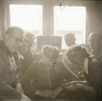 cca 1942 Thöresz Dezső (1902-1963) békéscsabai gyógyszerész és fotóművész szolgálatot teljesített eg...