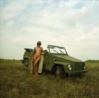 cca 1975 Meztelen modellek, szolidan erotikus vintage fotó + 8 db vintage negatív (a papírkép és a n...