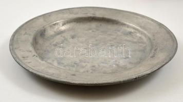 Antik ón tányér, jelzettl, d: 22 cm