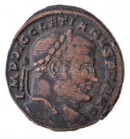 Római Birodalom / Aquileia / Diocletianus 302-303. AE Follis (8,88g) T:2,2- Roman Empire / Aquileia / Diocletian 302-303. AE Follis IMP DIOCLETIANVS P F AVG / SACR MONET AVGG ET CAESS NOSTR - VI - AQS (8,88g) C:XF,VF RIC VI 35a.