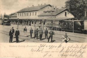 1903 Székelykocsárd, Kocsárd, Lunca Muresului; Vasútállomás, gőzmozdony, tehervagonok és személyvagonok, vasutasok. Kiadja Adler Alfréd fényképész / Bahnhof / railway station, locomotive, freight wagons, railwaymen