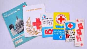 6 db különféle Magyar Vöröskereszt kiadvány, aprónyomtatvány