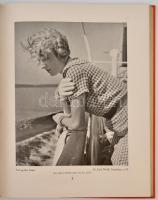 Fr. Willy Frerk: Photofreund Jahrbuch 1936. Berlin, Photokino-Verlag GmbH. Kiadói egészvászon kötés,...