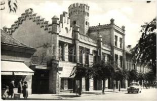 42 db MODERN fekete-fehér magyar városképes lap az 1960-as évekből / 42 modern black and white Hunga...