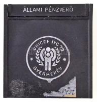 1979. "Nemzetközi Gyermekév" Ag bélyegérem eredeti ÁPV tokban (~3,41g/0.835/27x22mm) T:PP ...