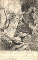 1899 Kovácspatak, Kovacov; Medve barlang. Kiadja Stromf Ignác / cave entrance (EB)