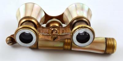 Gyöngyház berakásos réz színházi látcső, fogóval, 13×17 cm