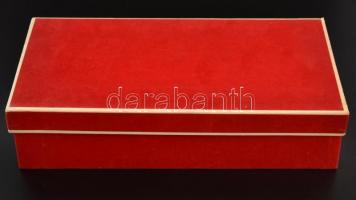 Kalocsai süteményes készlet, 6+1 db, kézzel festett, jelzett, apró kopásokkal, saját dobozában