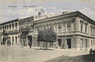 1911 Szászrégen, Reghin; Fő tér, Schwarz Mendel utódai és C. Traugott Kosch üzlete. Bischitz Ig. kiadása / Hauptplatz / main square with shops