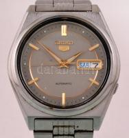 Seiko fémszíjas férfi karóra, jó állapotban