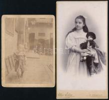 cca 1900-1920 Gyerekek játékokkal, 4 db keményhátú fotó, 12×9 és 16×10 cm közötti méretekben
