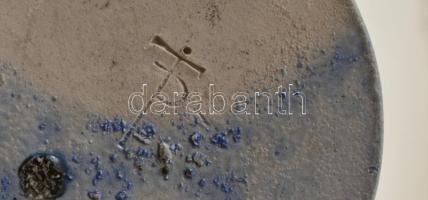 Német söröskorsó "Wohl bekom", mázas kerámia, jelzett, kopott, m:17 cm