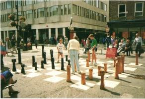 16 db MODERN használatlan külföldi városképes lap sakk motívummal / 16 modern unused European town-v...