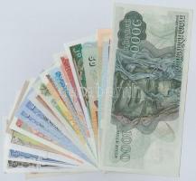 Vegyes 19db-os bankjegy tétel a világ minden tájáról T:I,I-
Mixed 19pcs of banknotes from all aroun...