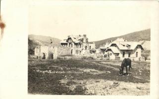 Sósmező, Poiana Sarata; Összelőtt sósmezői vámház az Ojtozi-szorosban / destroyed customs office by Pasul Oituz. photo