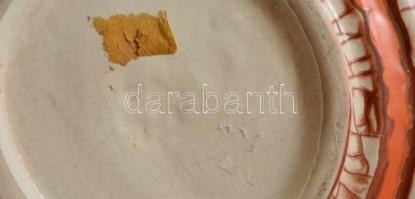 Iparművészeti Vállalatos Gorka tál, festett mázas kerámia, jelzett, apró kopásnyomokkal, d: 23×23 cm