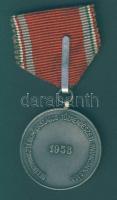 1958. "Önkéntes tűzoltói szolgálatért" kitüntetés szalaggal T:2