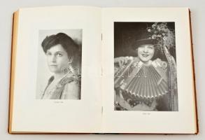 Ditrói Mór: Komédiások. Ditrói Mór emlékiratai. Bp., é.n., (Közlekedési Nyomda (Pless és Schillinger...