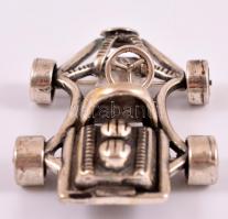 Ezüst (Ag.) mini versenyautó, jelzés nélkül, nettó:32 g, 5,5×4 cm