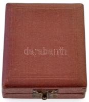 ~1953. "Magyar Népköztársaság Bajnokságai / OTSB 50-100 M.N.CS. II." fém díjérem szalagon,...