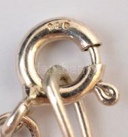 Ezüst(Ag) nyakék, filigrán medállal, jelzett, h: 49 cm, bruttó:10,1 g