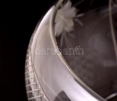 Puncsos készlet, csiszolt kristály, apró csorbával, merővel és 12 db csészével, m:26 cm kb 5 liter