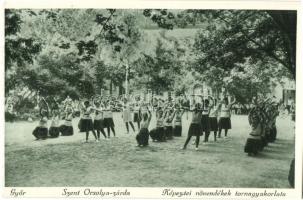 Győr, Szent Orsolya zárda, Képezdei növendékek tornagyakorlata