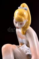 Jelzett szovjet balerina, kézzel festett, kopott, m 20 cm