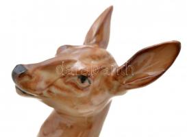 Wagner & Apel őzike, kézzel festett, jelzett, kis kopásokkal, m: 12,5 cm