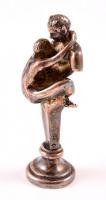 Ezüst (Ag.) pecsétnyomó monogrammal, faun-torzós erotikus jelenetes nyéllel, jelzett, m: 7,5 cm, nettó 101,3 g / silver (Ag) seal with erotic scene